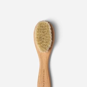 Facial Dry Brush